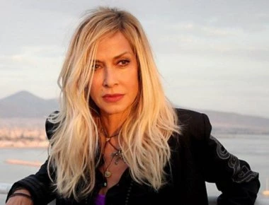 Άννα Βίσση για την πυρκαγιά στο Μάτι: «Για δυο λεπτά η μητέρα μου θα ήταν ένα από τα θύματα» (βίντεο)